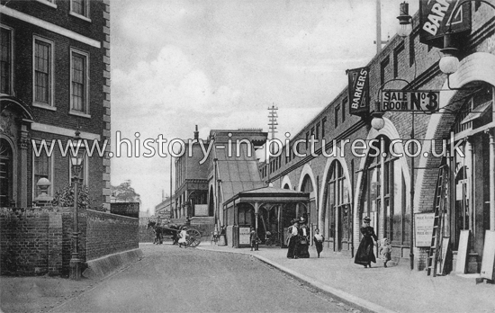 Leytonstone station road entrance, Tottenham & Forest Gate Railway, High Road, Leytonstone, c.1905.